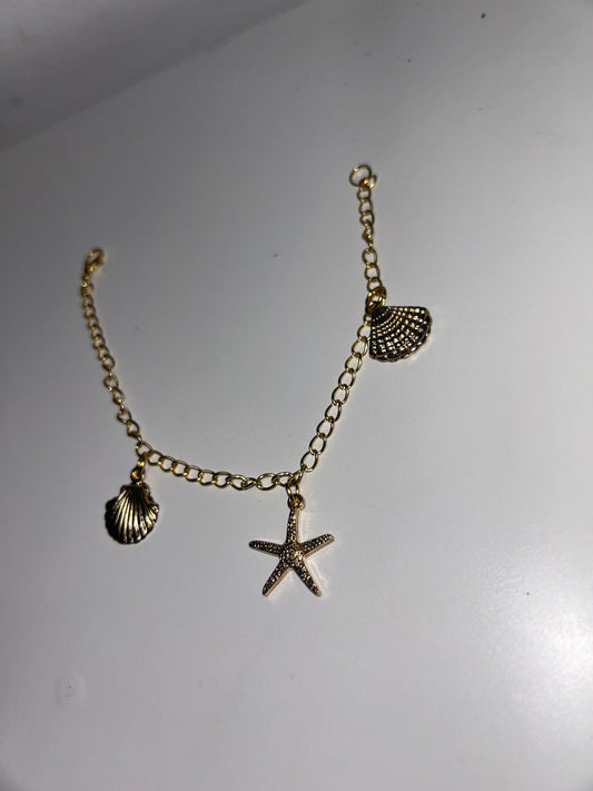 Elegant Sea Charm Bracelet